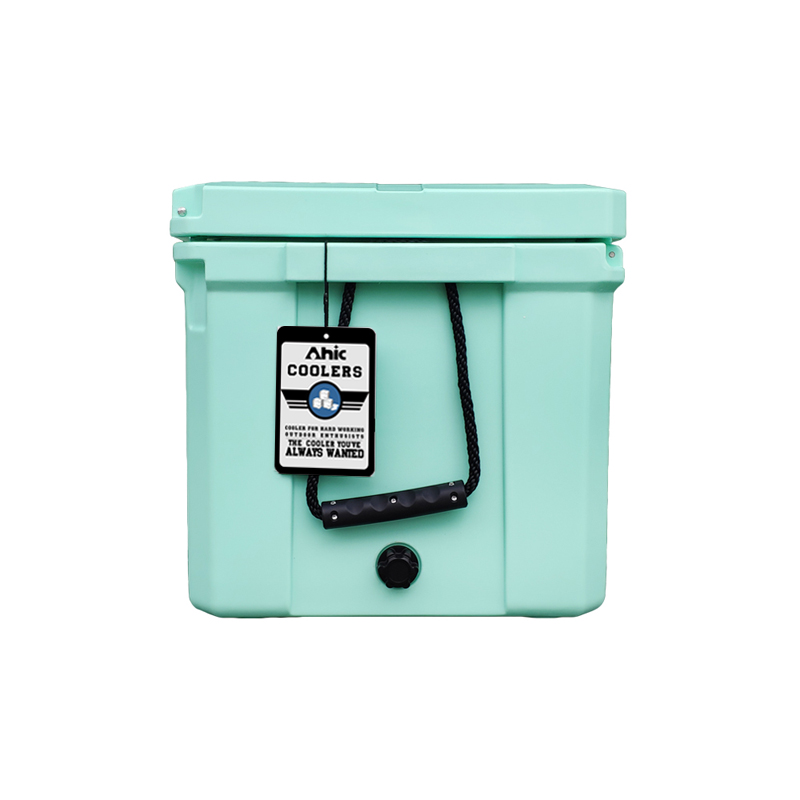 Glacière isotherme en PE de 75 - Fishing avis et prix